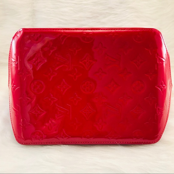 LOUIS VUITTON Bellevue PM Bag Red - Picture 3 of 8
